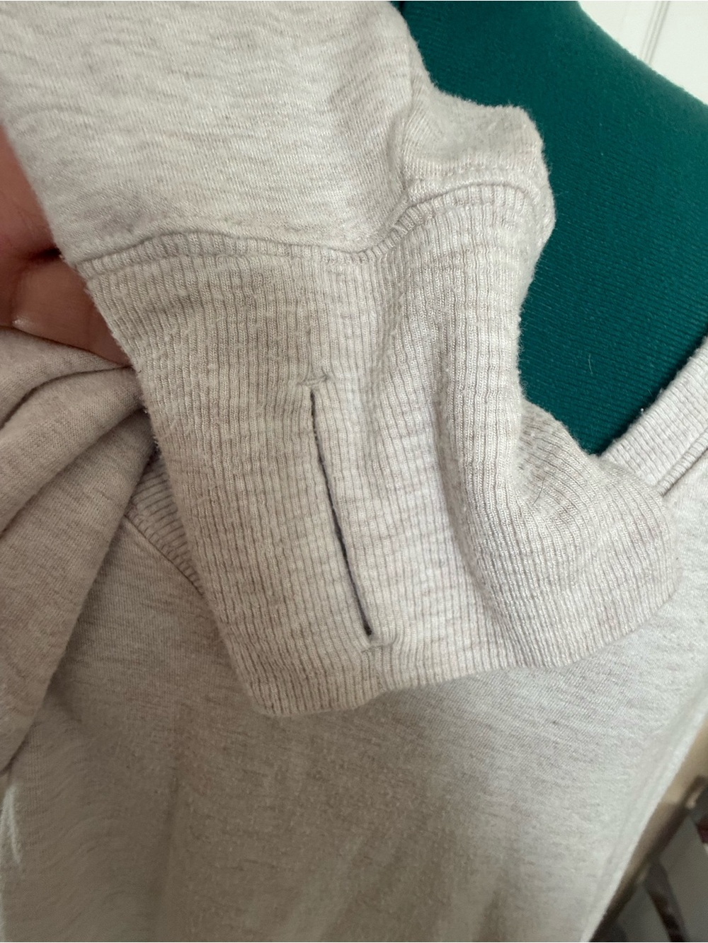 Athleta Sunrise V-Neck
Sweatshirt in Creamy Heathered Taupe Beige - Picture 4 of 5
